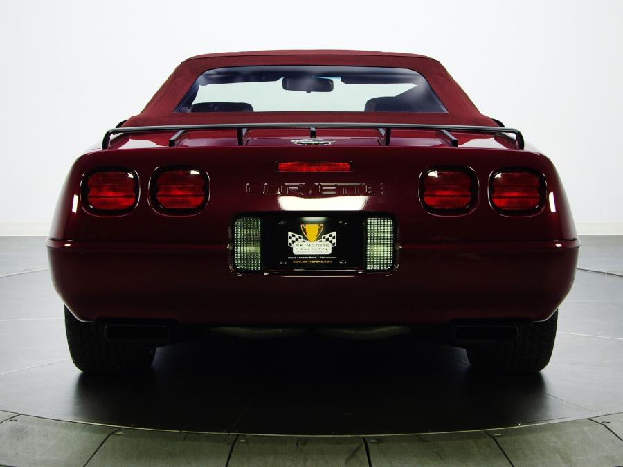  Chevrolet Corvette Convertible 40th Anniversary 1993 года  (фото 15 из 25)